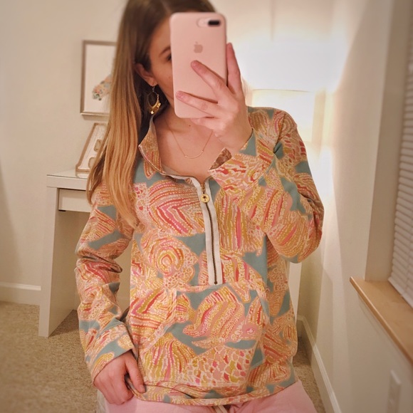 Lilly Pulitzer Tops - LILLY PULITZER POPOVER 🌴